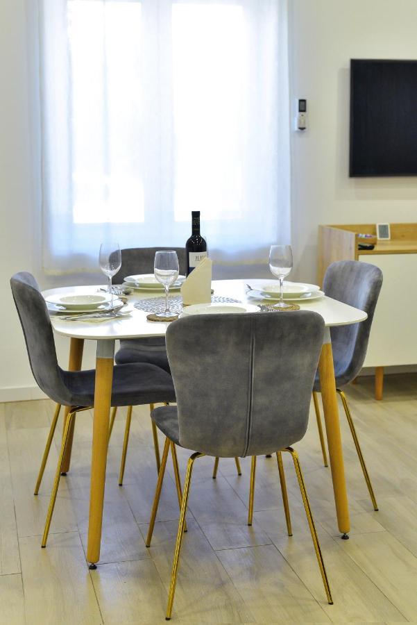 Apartment Maris Sinj Bagian luar foto