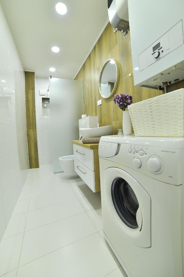 Apartment Maris Sinj Bagian luar foto